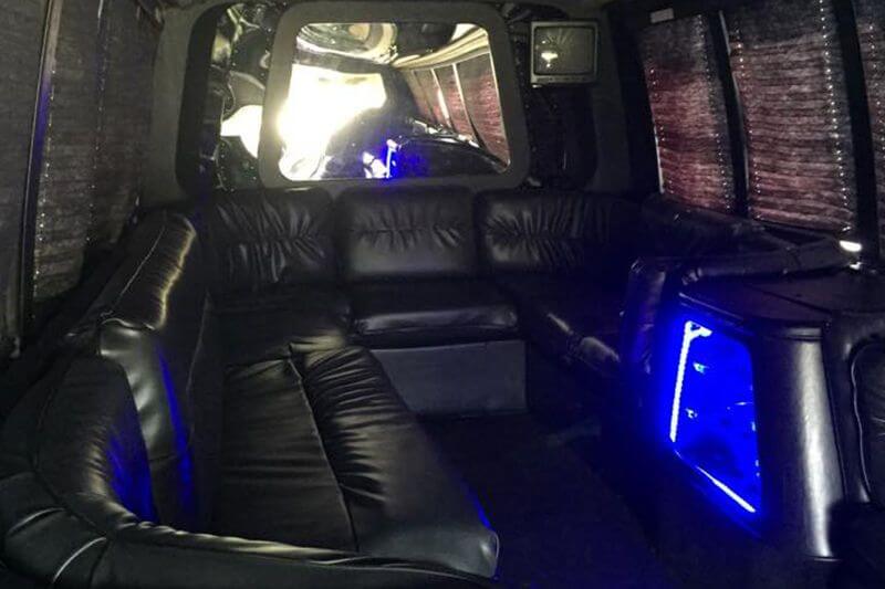 Charleston, SC Luxury Limo