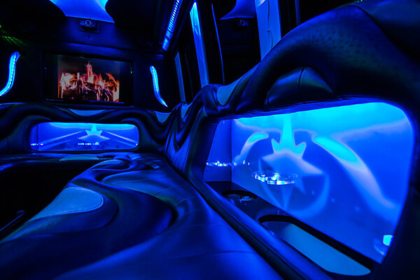 Limo bus rentals in Charleston